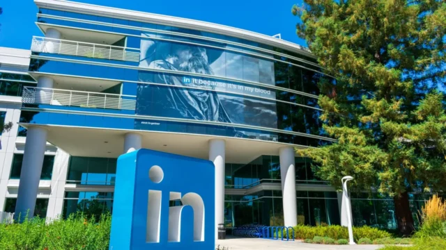 LinkedIn Introduces Gaming Feature with Company Leaderboards