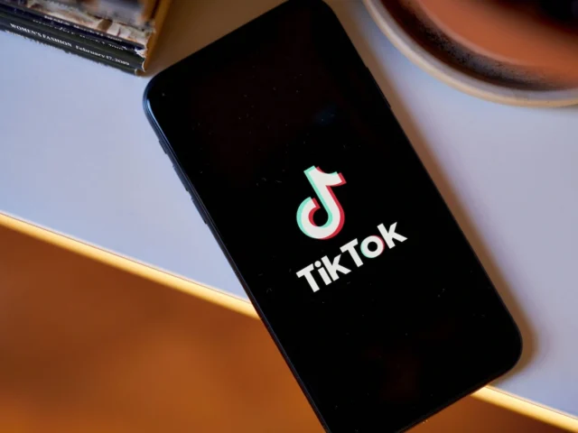 TikTok Creators Highlight Economic Risks of Potential Ban