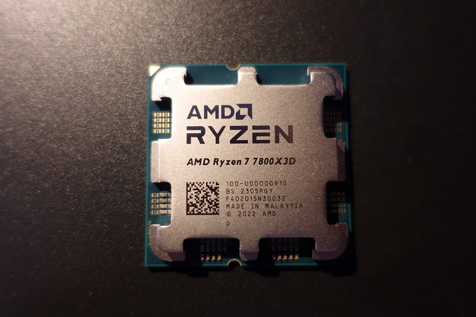 Unprecedented Demand for Ryzen 7 9800X3D Exceeds Supply, Triggers Market Panic Unprecedented Demand for Ryzen 7 9800X3D Exceeds Supply, Triggers Market Panic