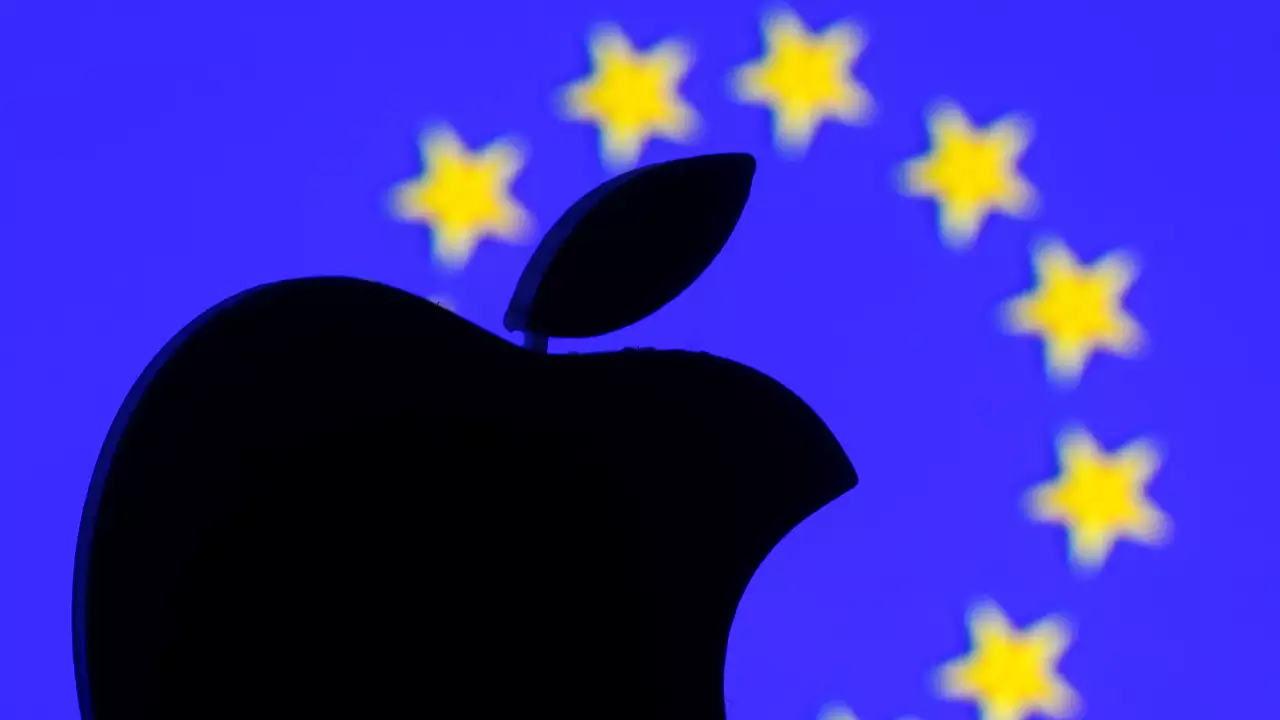 Developers Challenge Apple's Control of App Ecosystem.