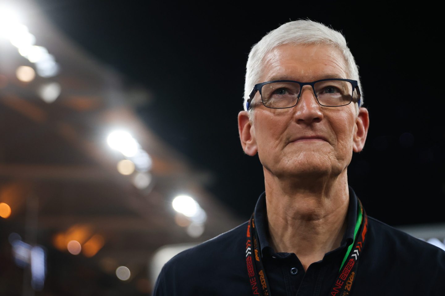 Apple CEO Obsessed with Beating Meta in the AR Race