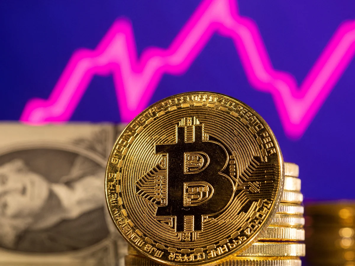 Will Bitcoin’s $95,000 Surge Continue as Billions Flood into ETFs? Billions Flood into ETFs