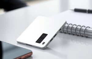 Plaud Unveils New AI Notetaker Note Pro for USD 179